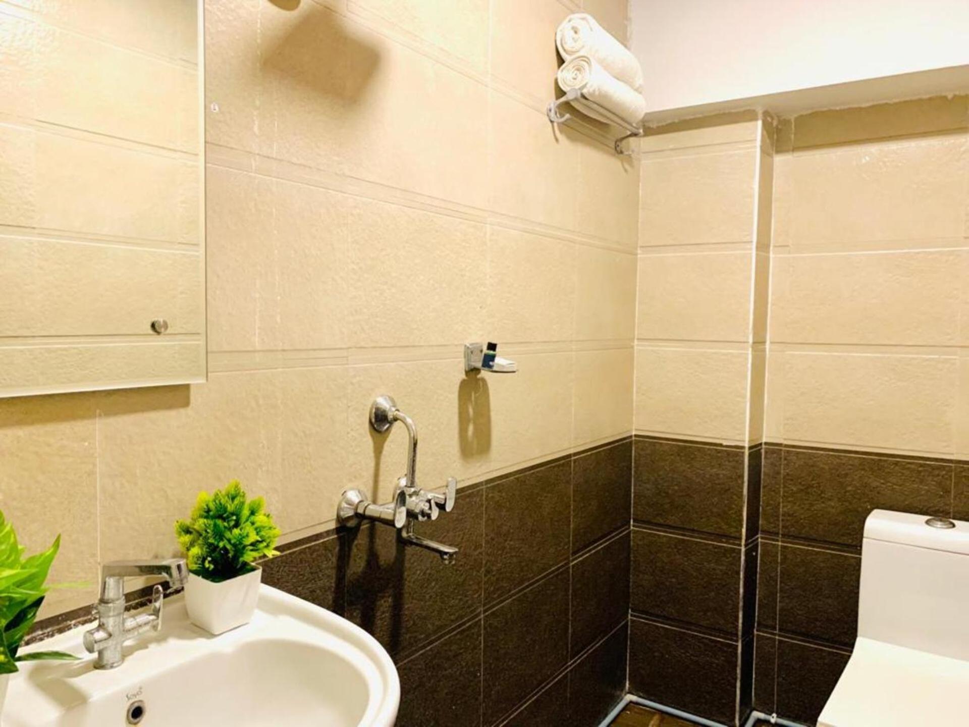 Hotel Mn Grand Shamshabad Airport Zone Hyderabad Ngoại thất bức ảnh
